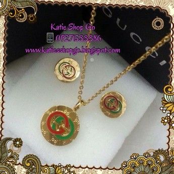 gucci earrings and necklace